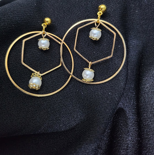 Circle and hexagon earrings