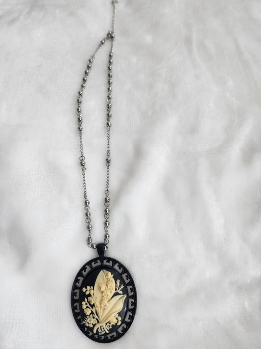 Cameo necklace