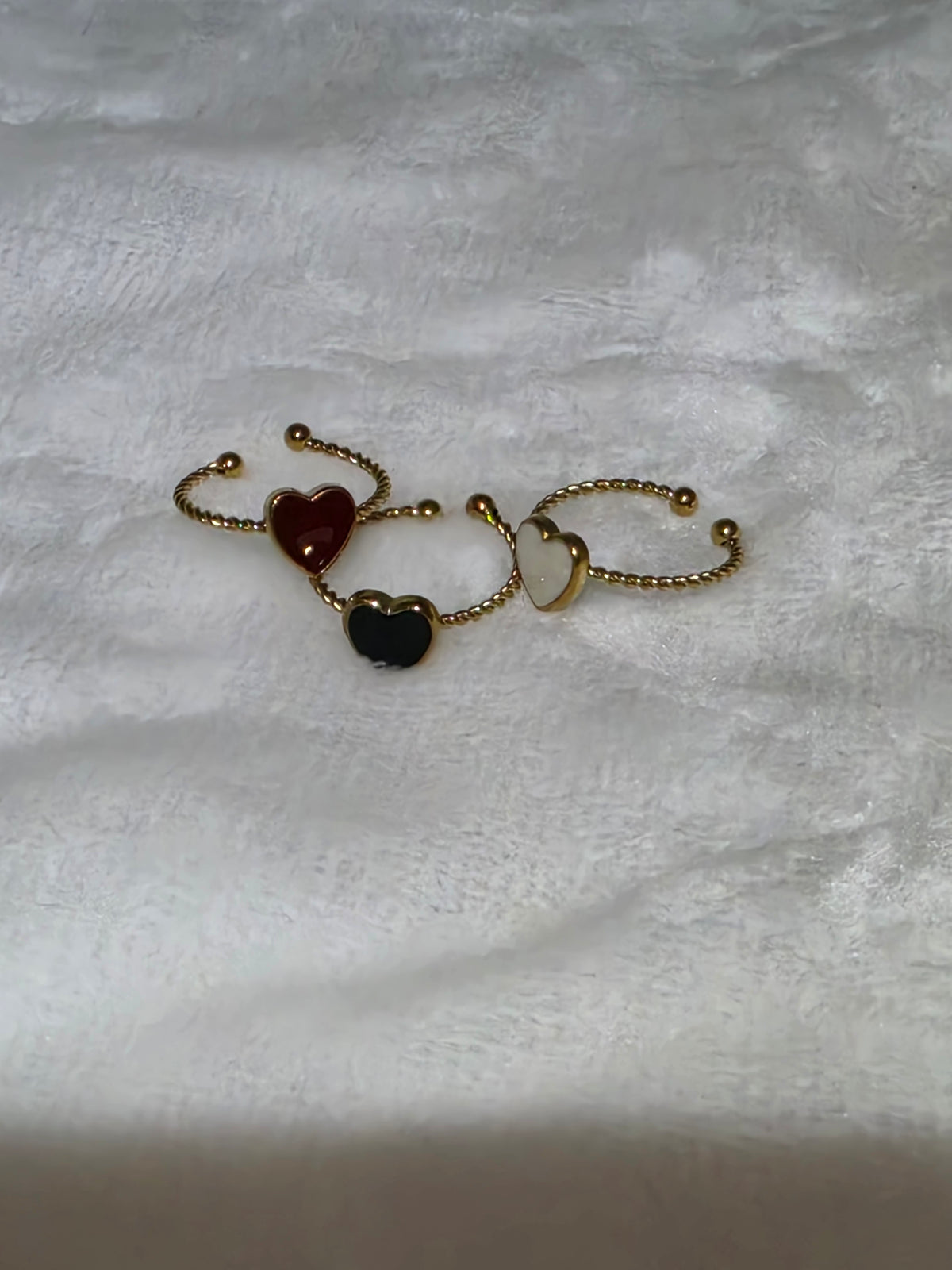 Color heart ring