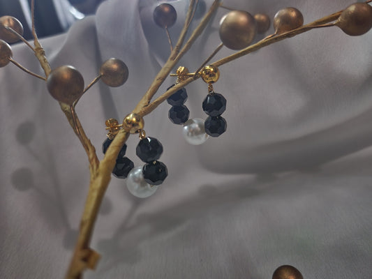 Black and pearl
