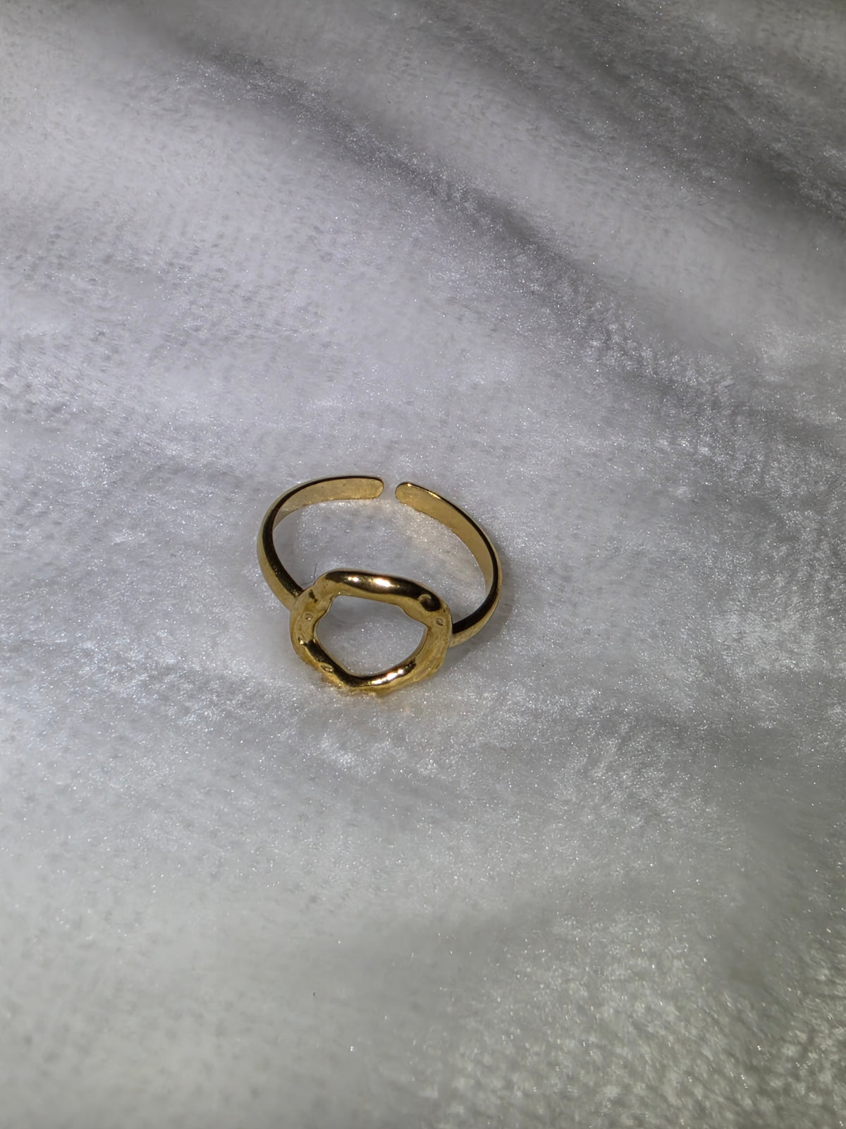 Geometric rings